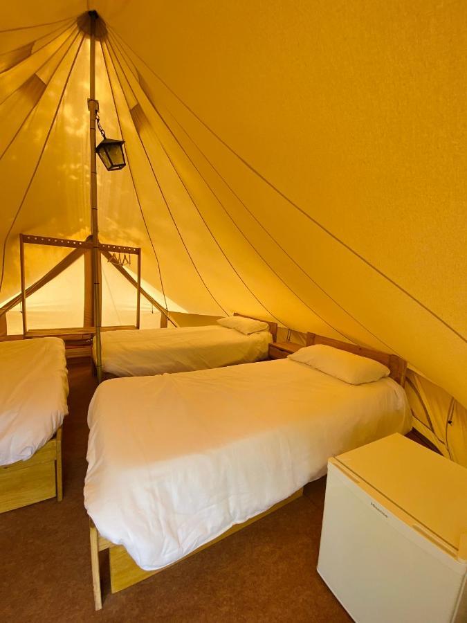 Camping Oliana Exteriör bild