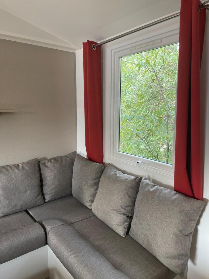 Camping Oliana Exteriör bild