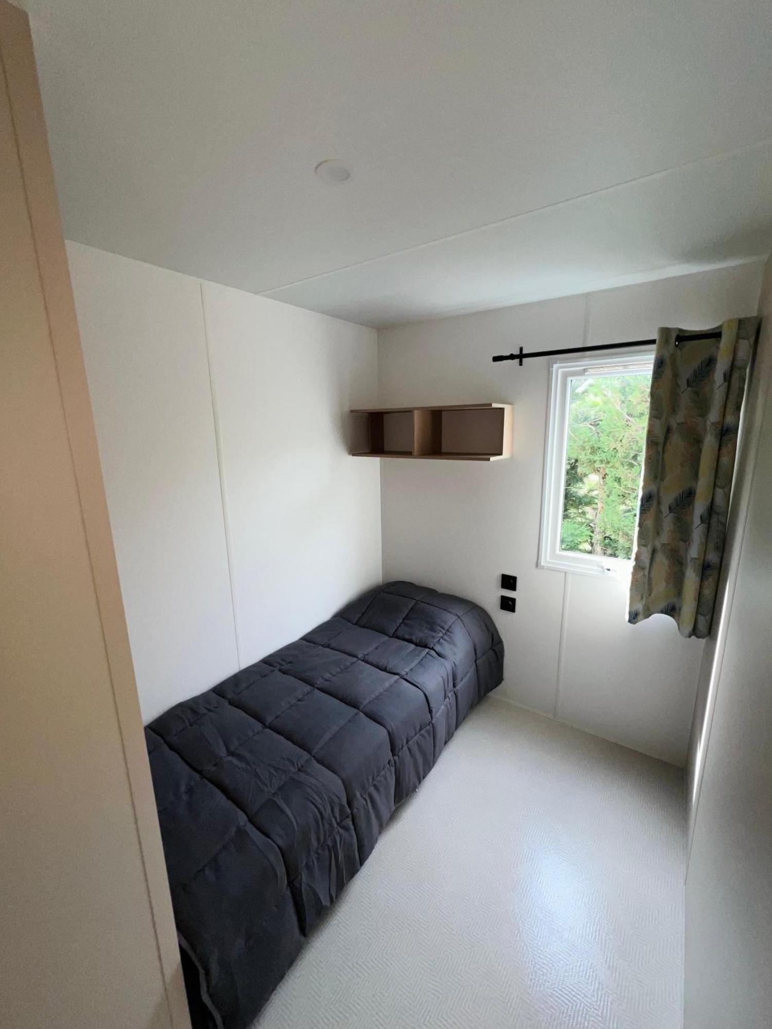 Camping Oliana Exteriör bild